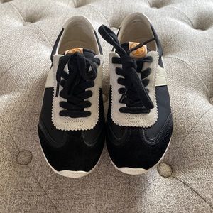 Tory Burch Hank Sneaker 6.5
